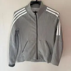 アディダス　レディースジャケット
