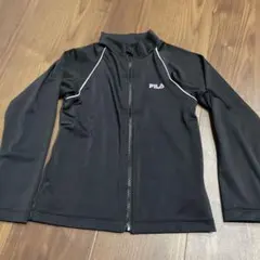 ラッシュガード　フィラ FILA 130センチ　女の子