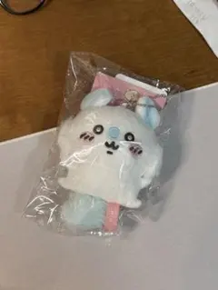 海外限定 ちいかわ まんまる しろめ 白目 マスコット モモンガ