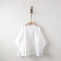 l'atelier du savon カットワークsunlace ブラウスのサムネイル