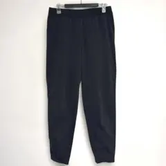 N265 ユニクロ　ウルトラストレッチアクティブジョガーパンツ　黒/L