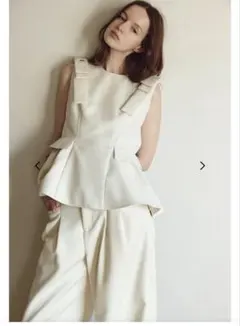 styling/ ラッフルニットベアトップ ベージュ - メルカリ
