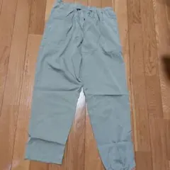 テーパドパンツのサムネイル