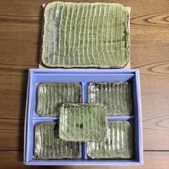 B164淡路珉平焼 緑釉 草文 四方小皿 9客 / 角皿 向付 懐石料理道具