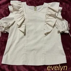 evelyn 肩空きフリルトップス チェック柄 ベージュ FREEサイズのサムネイル