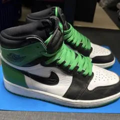 Nike ハイカットスニーカー ホワイト/ブラック/グリーン