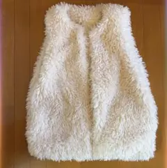 ホワイト ファー風 ベスト
