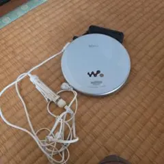 SONY CDウォークマン D-NE730 乾電池ケース付き
