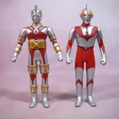 ウルトラ怪獣シリーズ　ニセウルトラマン＋エースロボット