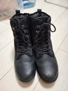 Columbia サップランド ブラックワークブーツ