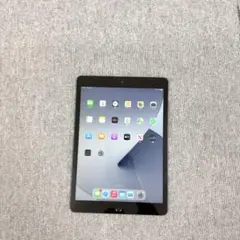 iPad 第8世代 32GB Wi-Fi + Cellular スペースグレイ