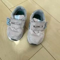 New Balance 313 ベージュ キッズシューズ