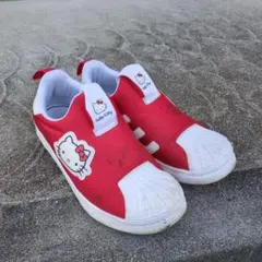 ハローキティ 赤 スニーカー adidas