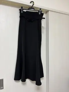 one after another NICE CLAUP 黒スカート