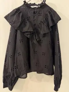 ZARA フリル襟 刺繍レースブラウス 黒 L 上品