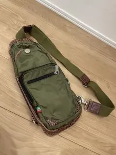 オロビアンコ ボディバッグ クロコダイル風