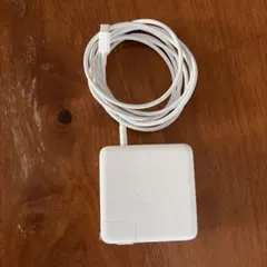 Apple 純正 MagSafe 電源アダプタ 85W MC556J/B 箱付き - メルカリ