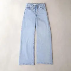 H&M ワイドレッグジーンズ ライトブルー EUR34のサムネイル