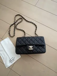 CHANEL ノベルティ キルティング ショルダーバッグ - メルカリ
