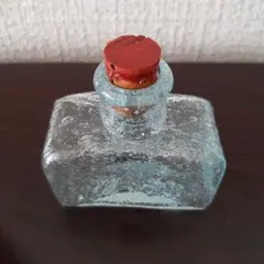 刀油の瓶（箱付き）　瓶のみ（2800円）　アンティーク瓶　とろとろガラス