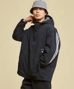 adidas フード付きナイロンジャケット ブラック