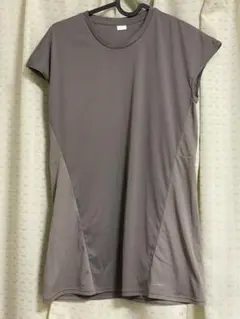 サニデイズトウキョウ　ランニングウェアジム　Tシャツ　パンツの2点セット