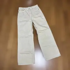 UNIQLO ユニクロ　ワイドストレートジーンズ　ベージュ　BEIGE