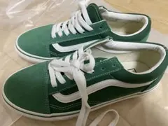 Item thumbnail for item f192a2e9-ddf4-4639-8c91-7abab8d05740