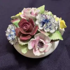カポディモンテ（Capodimonte）陶器製 花バスケット イタリア製陶