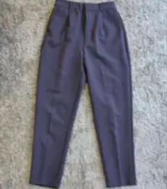 GU ストレッチテーパードパンツ