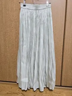 ライトグリーン プリーツ ロングスカート