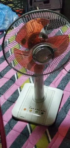 昭和レトロ　卓上扇風機　ナショナル　サーキュレーター　ミニ扇風機　箱、取説付き 昭和レトロ 卓上扇風機 ナショナル サーキュレーター ミニ扇風機