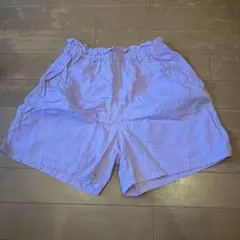 ユニクロ　ショートパンツ　藤色