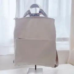 【美品】イアパピヨネ Dリュック マルチウェイバック 4way ホワイトのサムネイル