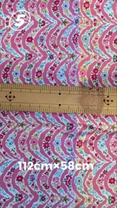 ⑤　yuwa 　オックス生地　小花　波ストライプ　ピンク　巾112cm×58cm