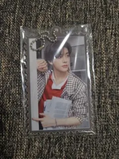 ENHYPENのセガラッキーくじ D賞アクリル切手風キーホルダー　ジェイク