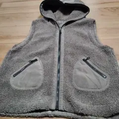 BistroＣingグレー ボア フード付き ベスト 保温