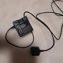電源アダプター