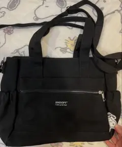 SNOOPY ブラック トートバッグ 外ポケット付き　アベイル