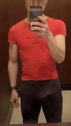 タイトフィットTシャツのサムネイル
