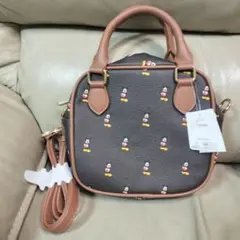 い*り様 ディズニー　ミッキーマウス　総柄ショルダーバッグ　しまむら