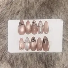 ネイルチップ 韓国風 マグネットクロムローマ字シズニルックピンク最終値下げ