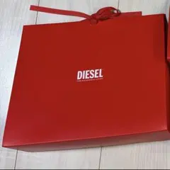 DIESEL 赤 リボン付きショップ袋