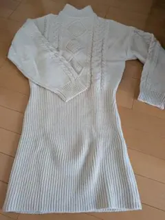 INGNI アイボリー タートルネックニットワンピース