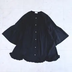 美品✨ Amé no chi Hare フリルスリーブティアードブラウス 紺 | Mercari