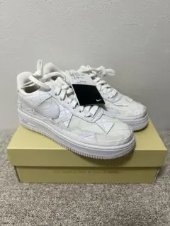 ビリー・アイリッシュ × ナイキ エアフォース1 ロー 