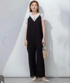 【新品タグ付き】23区大きいサイズ44高垣麗子さん着用コットンオールインワンのサムネイル