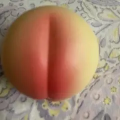 限定　 もも型 カップ 小物入れ