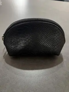 AZUL BY MOUSSY ブラックラウンドポーチ