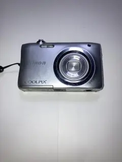 Nikon COOLPIX コンパクトデジタルカメラ 本体　A100